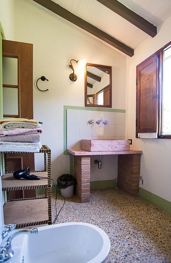 Agriturismo Il Musaccio Barga Luaran gambar