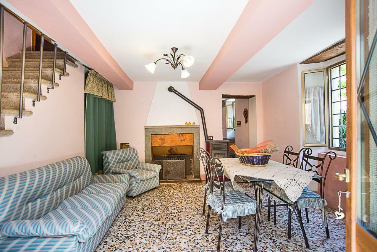 Agriturismo Il Musaccio Barga Luaran gambar