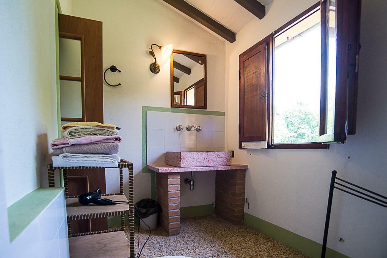 Agriturismo Il Musaccio Barga Luaran gambar